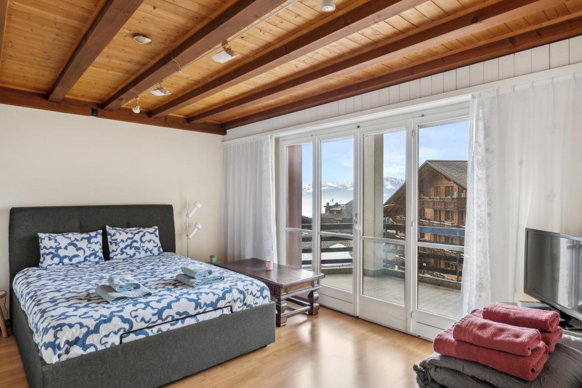 Triplex In Villars Centre With Parking ภายนอก รูปภาพ