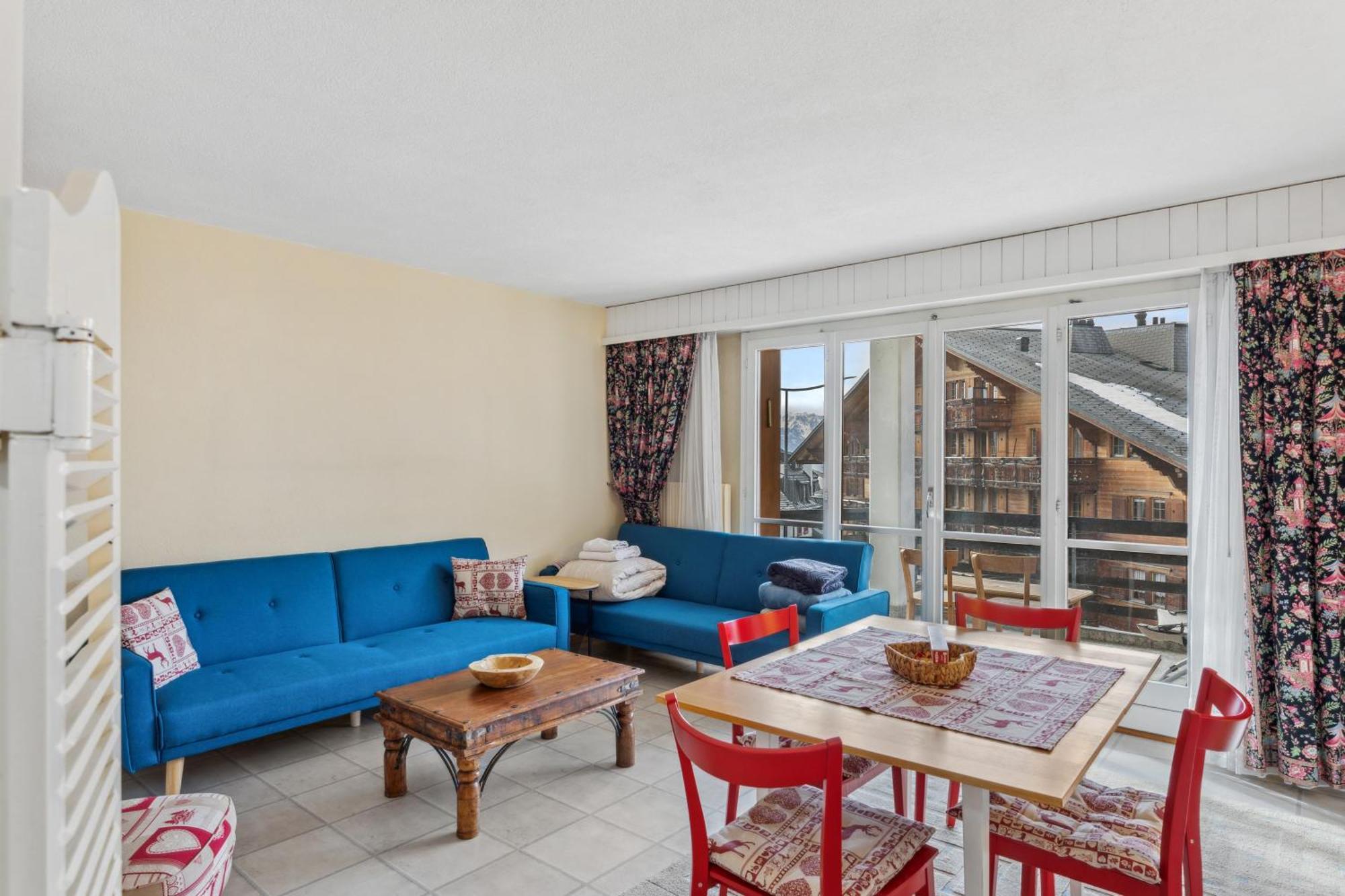 Triplex In Villars Centre With Parking ภายนอก รูปภาพ